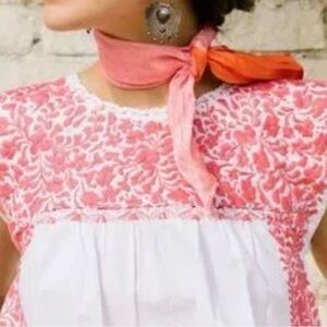 Mi Golondrina Pink and White Flores Blouse